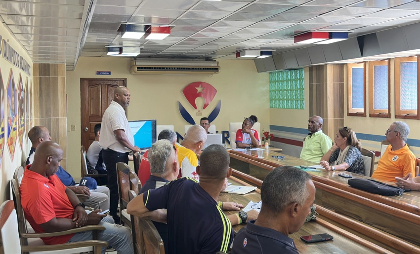 Reunión para presentar selección de los Cachorros a nueva serie nacional