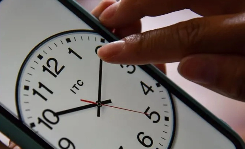 Actualización hora en celulares