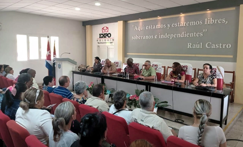 Visita de ministro de Trabajo y Seguridad Social a Holguín