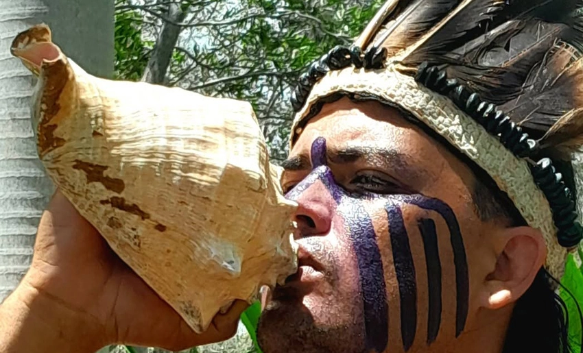 Encuentro del Viejo y Nuevo Mundo, Holguín