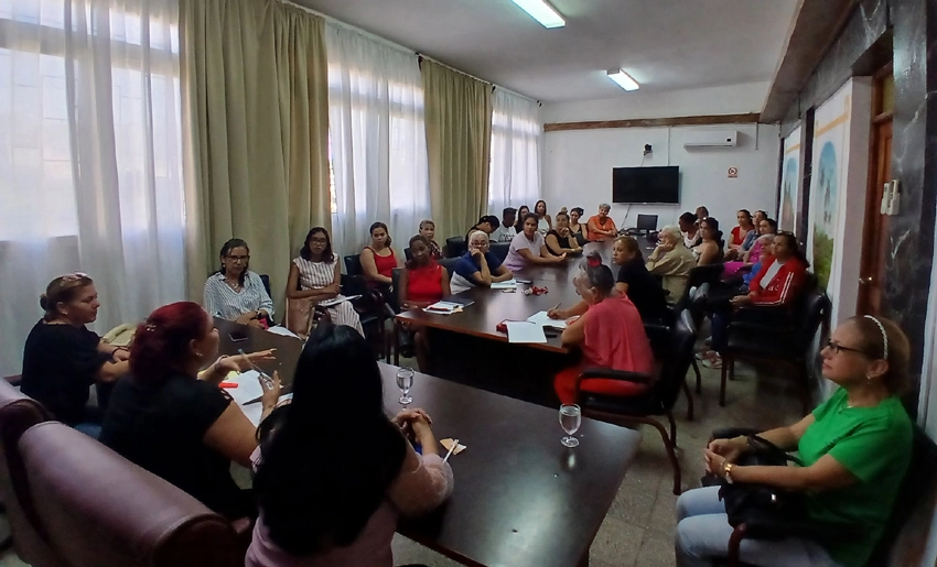 Encuentro de mujeres rurarles en Holguín
