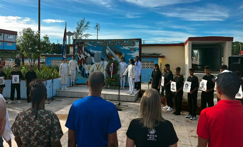 Homenaje a víctimas de Crimen de Bárbados