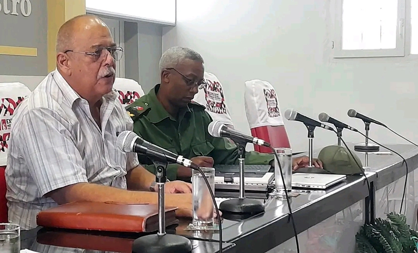 Ministro de Energía y Minas en Holguín