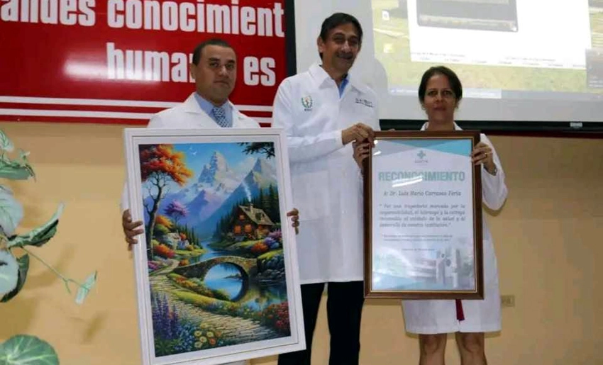 Realizan entrega y recepción de cargo de dirección en Hospital Lucía 2