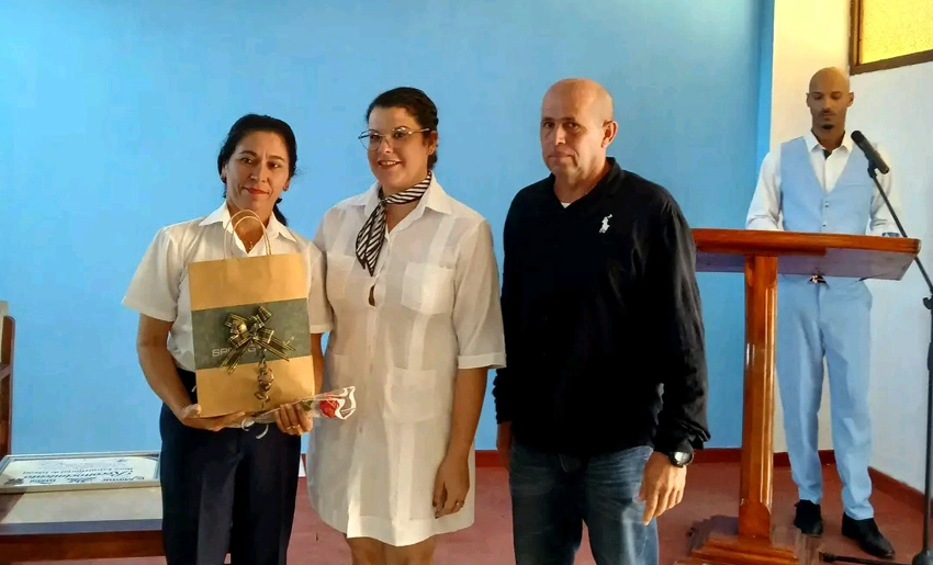 Reconocimiento trabajadores del Turismo, Holguín